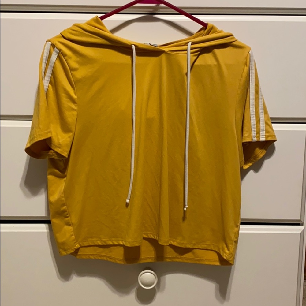 Charlotte Russe Cropped Yellow Tee